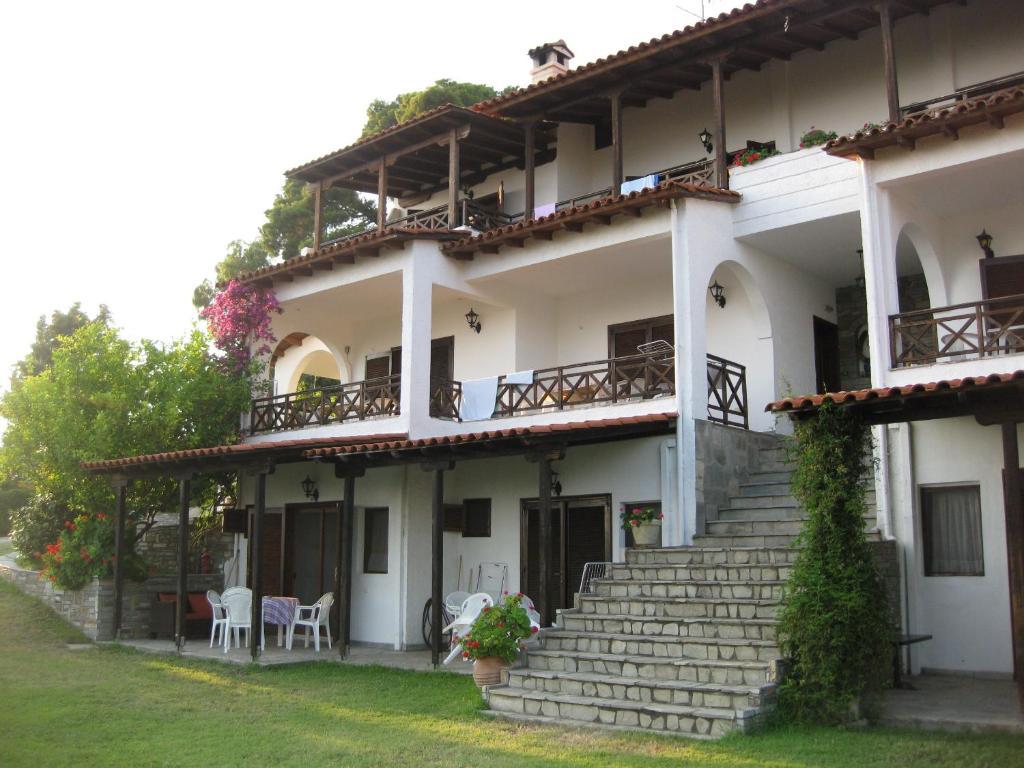 Appartement Helios Land à Neos Marmaras Extérieur photo